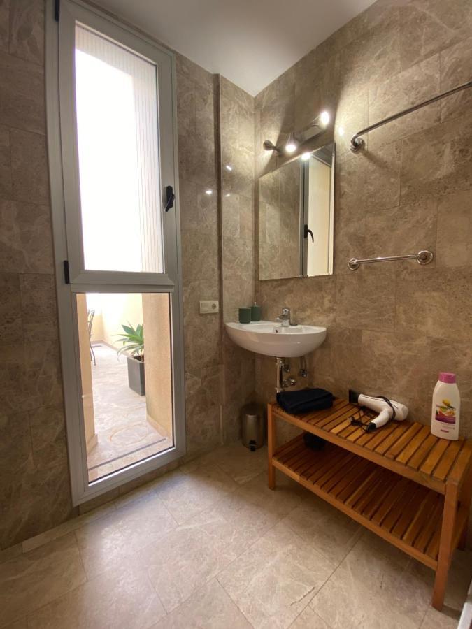 Central Apartment With Patio By Wayra Tarifa Esterno foto